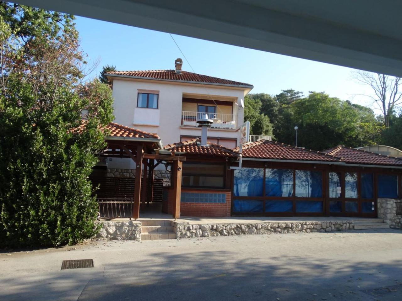Roni Apartment Crikvenica Exterior photo