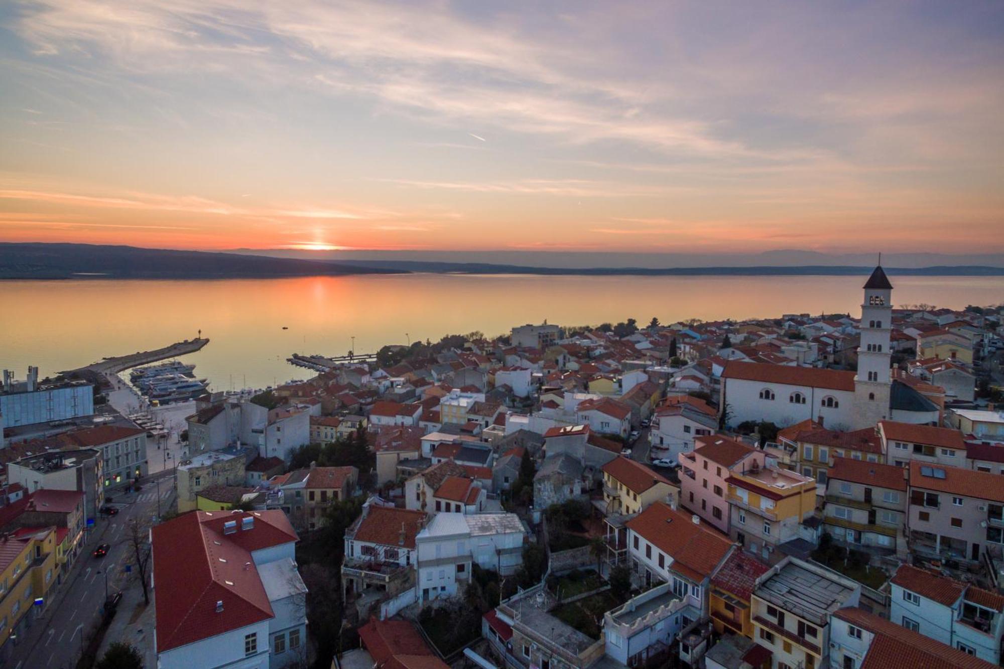 Roni Apartment Crikvenica Exterior photo